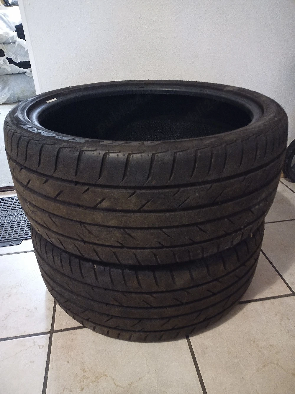 2 x anvelope vara 245/35/R20 97W