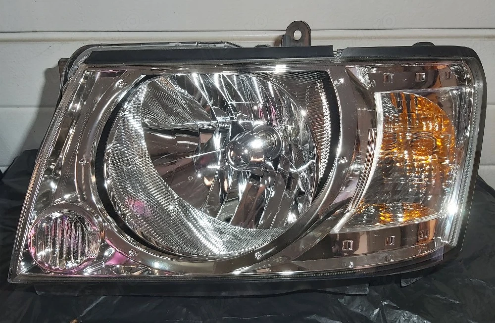 Far stânga nissan patrol oe