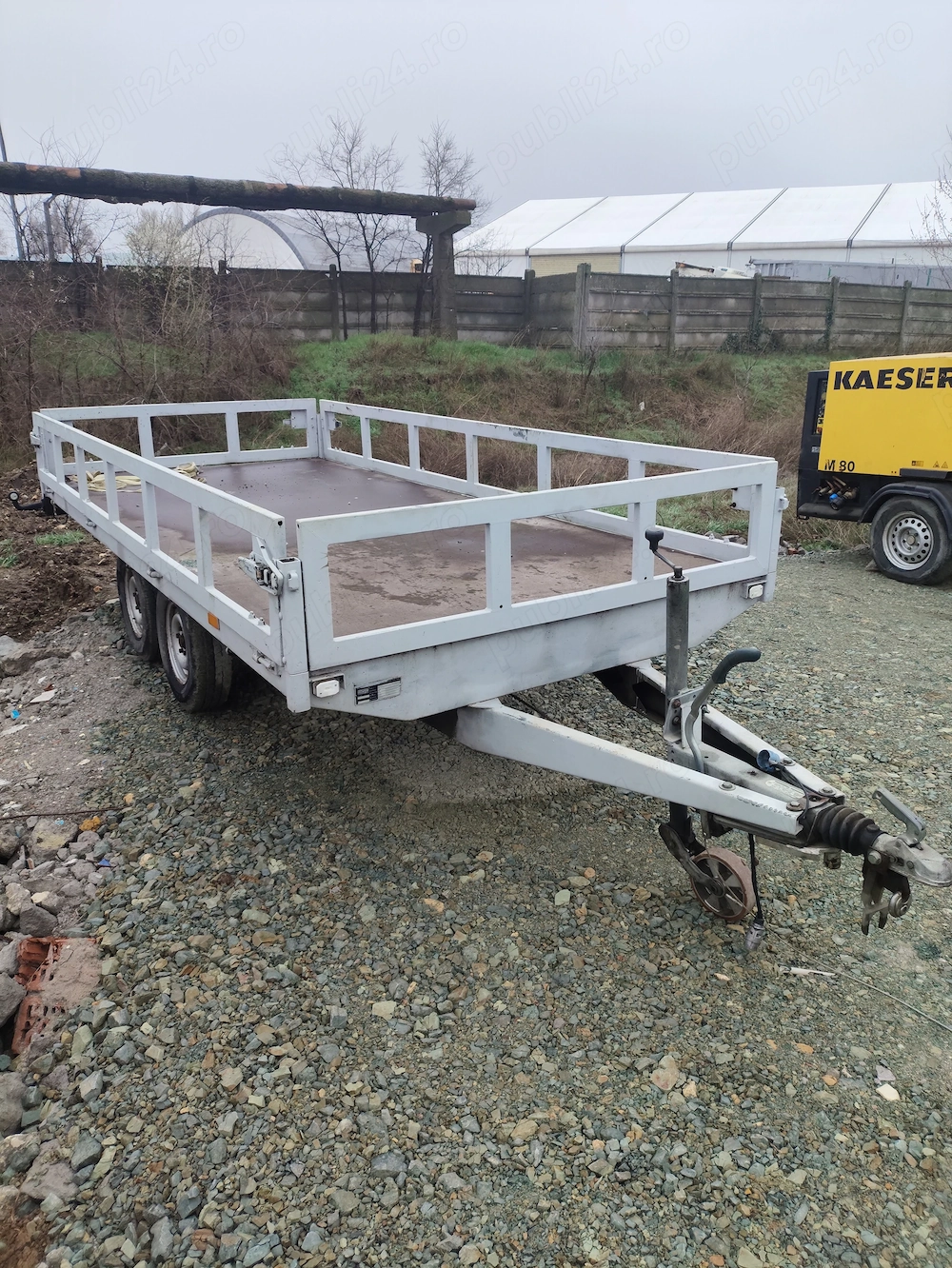 Remorcă Profesională SOLIDE 2000 kg, 2 Axe, Obloane Înalte, Înmatriculată 