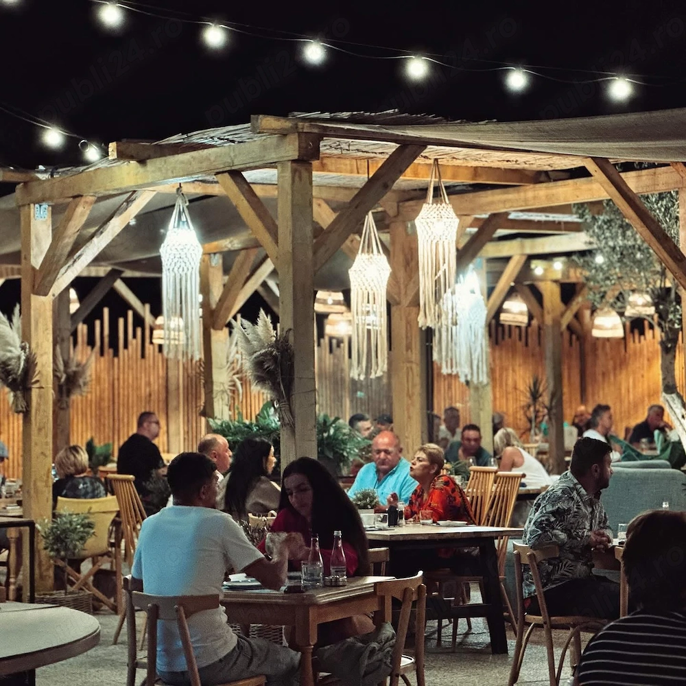 Angajam ospatar si barman la Souvlaki Bar