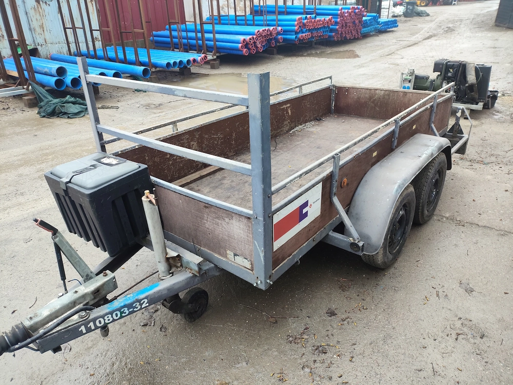 Remorcă Profesională SOLIDE 2000 kg, 2 Axe, Obloane Înalte, Înmatriculată RO