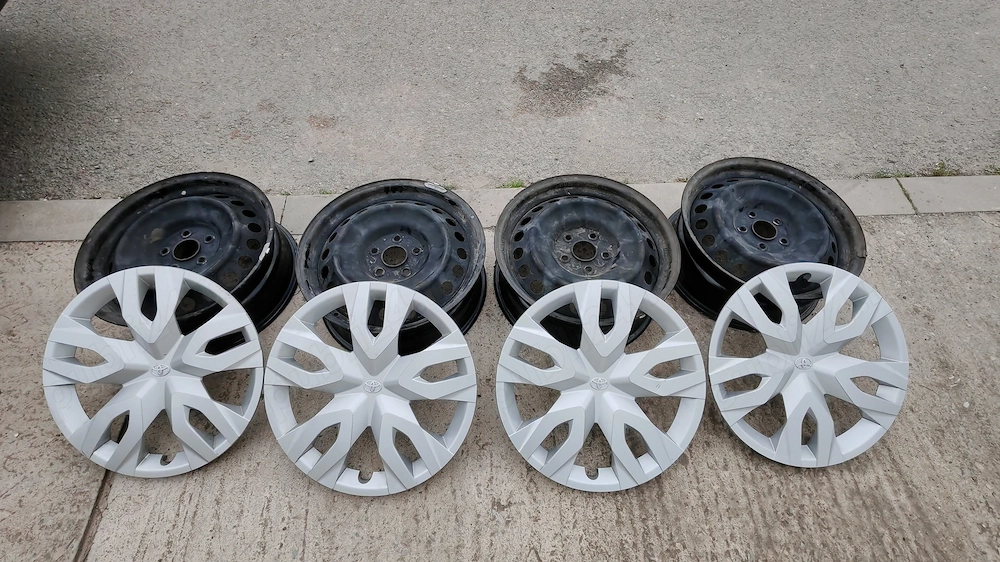 Se vinde janta otel R17