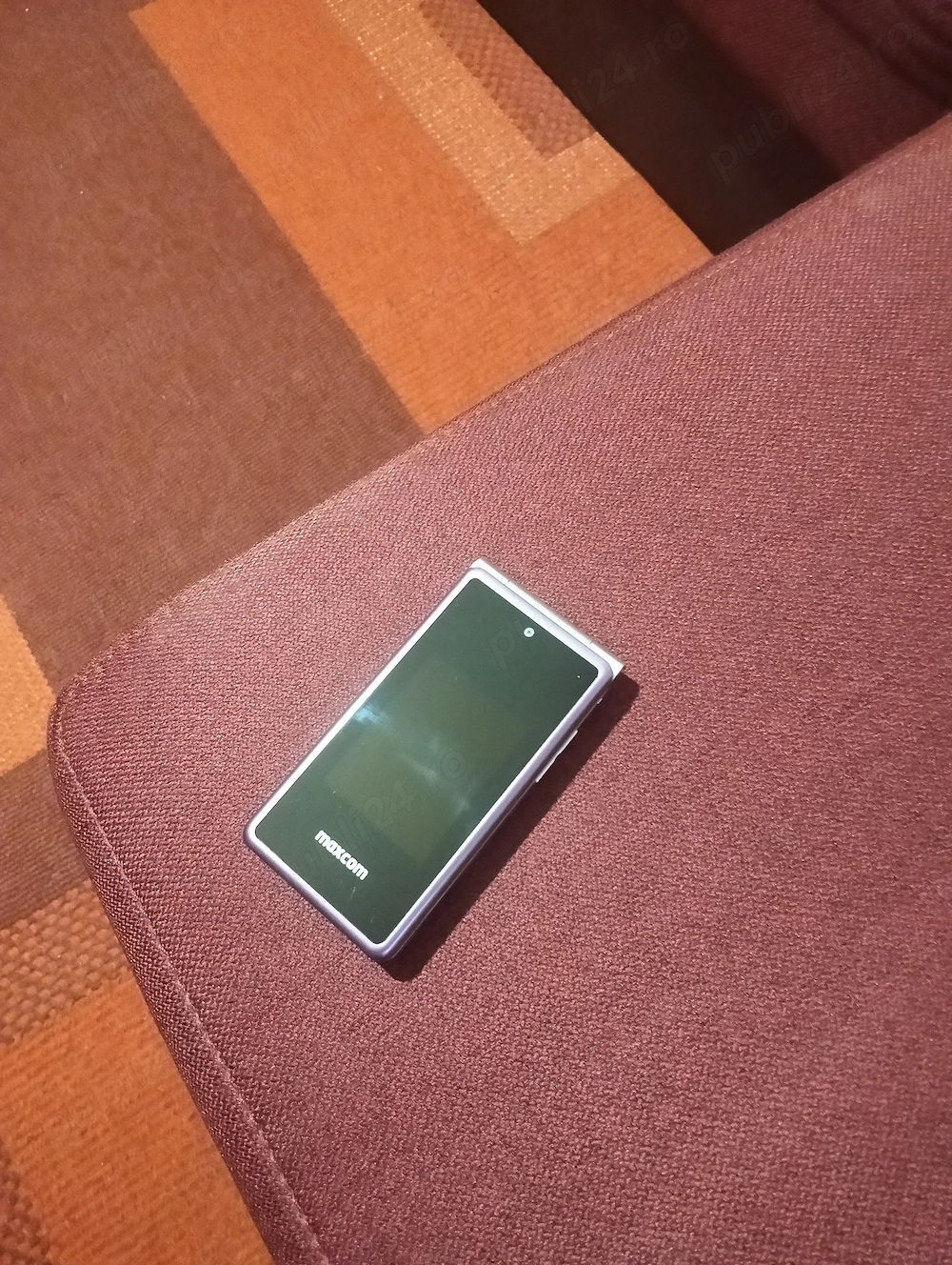 Telefon maxcom