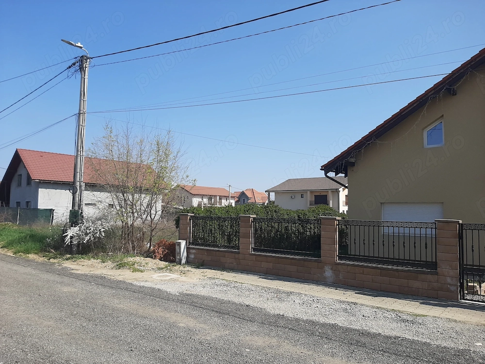 Proprietar vand teren 601mp pentru casa pe strada Elena , Mosnita Noua