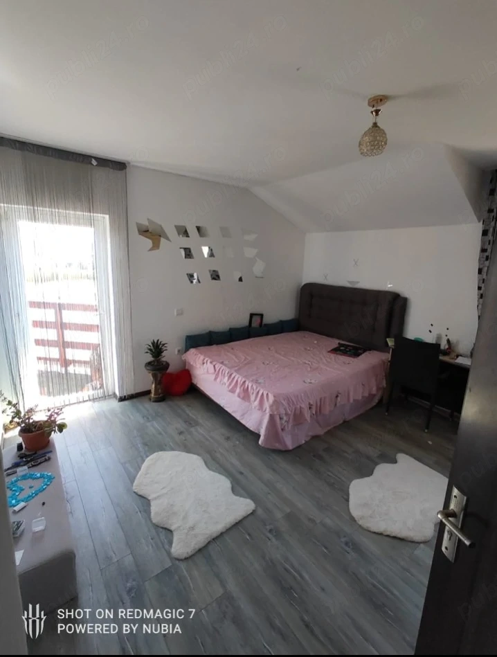 Inchiriez apartament la Casa aproape de oras