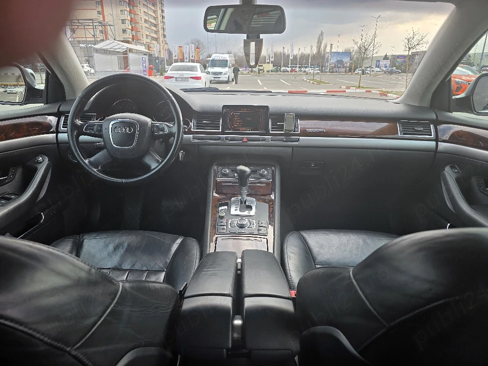 vand audi a8