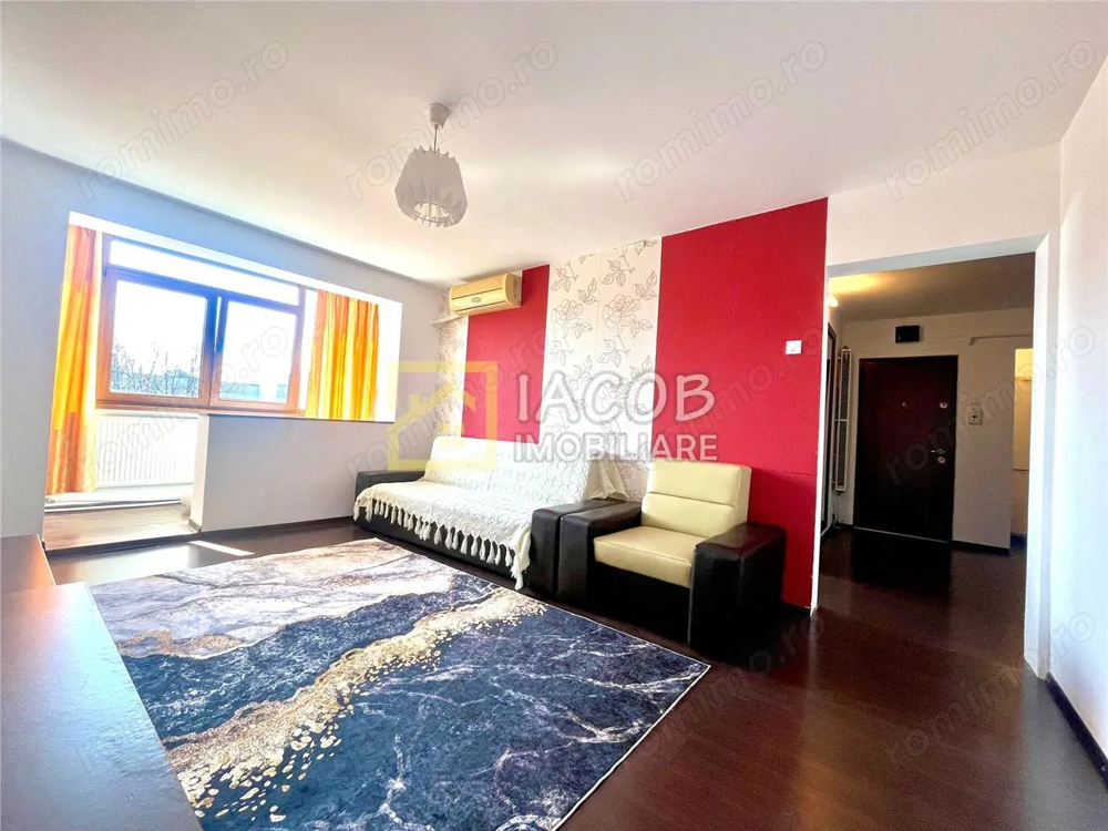 Apartament 3 camere decomandate, strada Martir Horia, Bacau