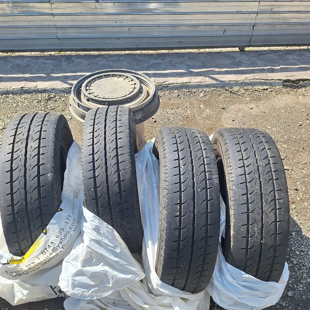 vand 4 cauciucuri 195x70x15 C