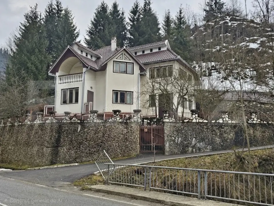Casă la munte în Scărișoara – 286 mp, teren 2.699 mp