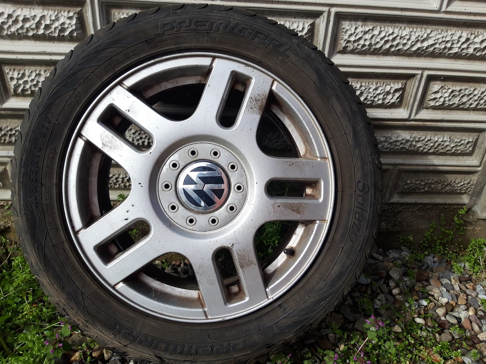 Vand la bucata janta cu anvelopa 205/55R16 