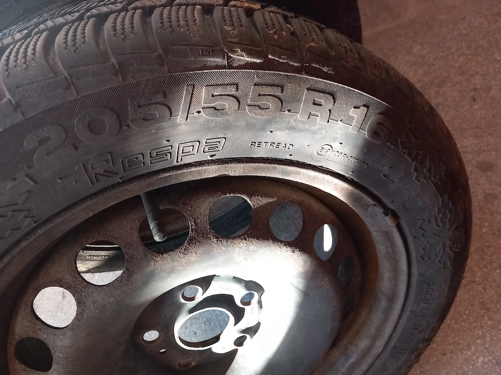 vinnd 4 buc cauciucuri aproape noi nouțe