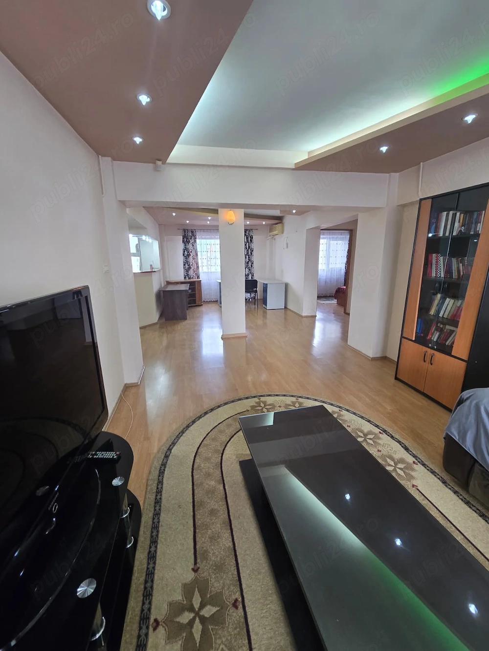 Proprietar inchiriez 4 camere Mosilor