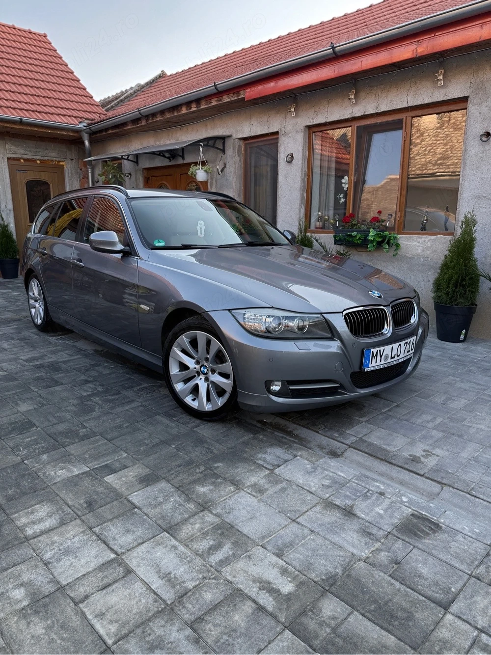 BMW Seria 3 320d e91 Lci