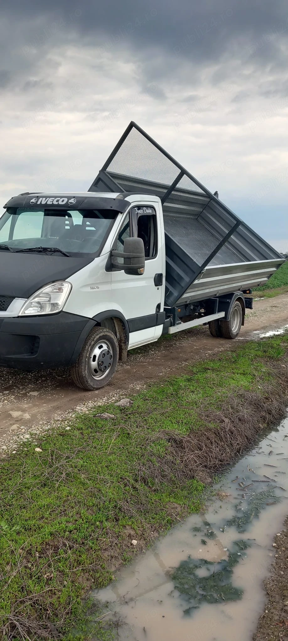 vand iveco daily basculabil 2011