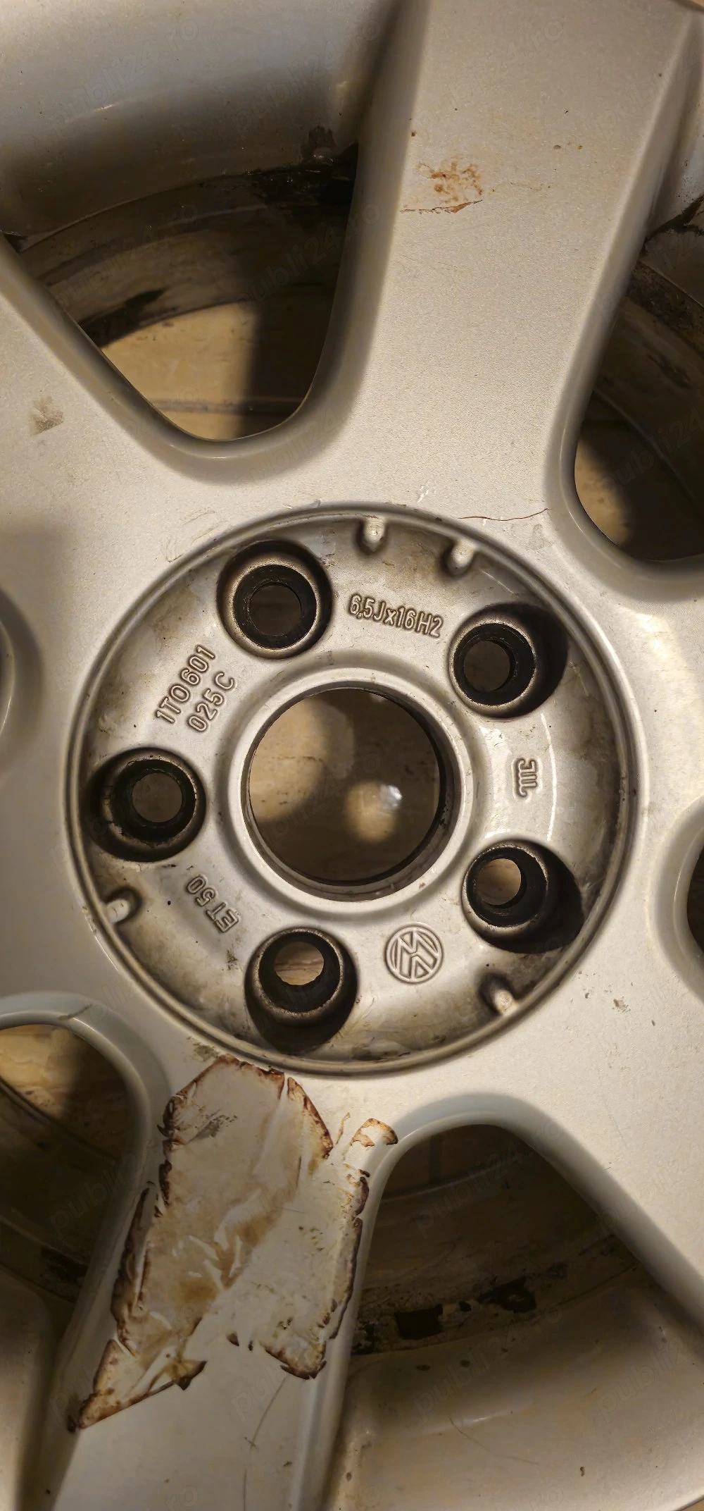 Set jante 15 inci, aliaj,originale VW ,in condiție foarte buna !