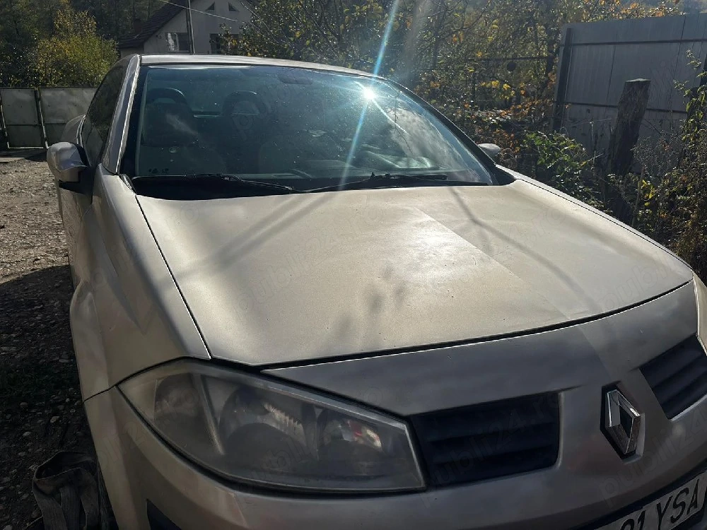 vand Renault Megane 2 cc cu motor defect