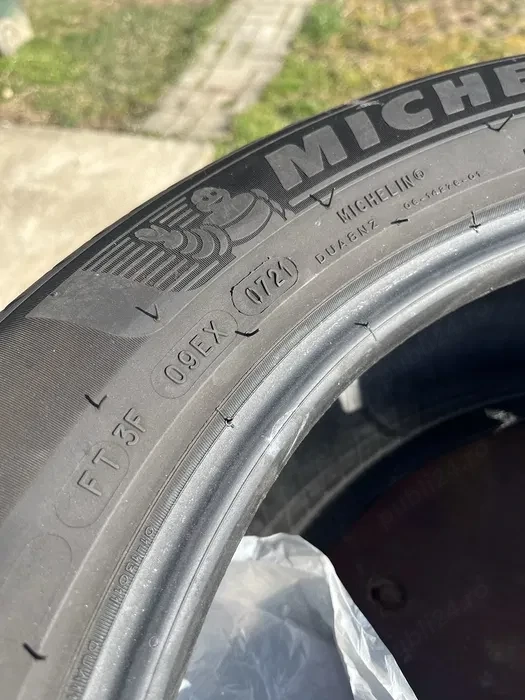 4x Michelin 215/55 R17 – anvelope vară – stare foarte bună