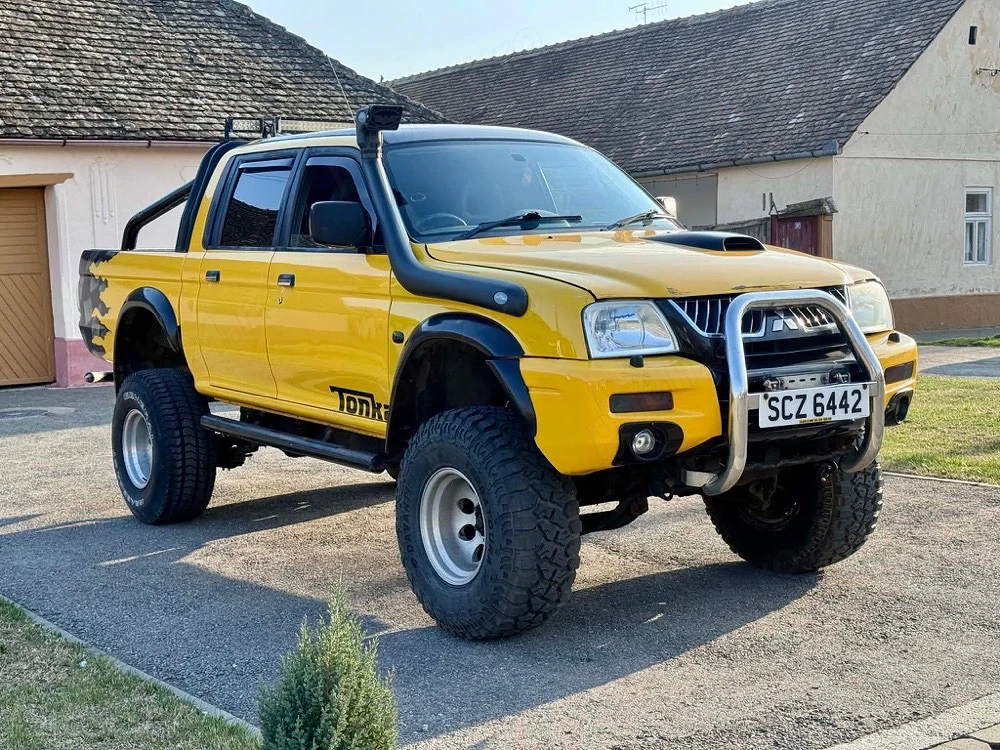 Vand Mitsubishi L200 MONSTER TRUCK An 2003  Full Kit de înălțare pentru off road Snorkel Bull Bar