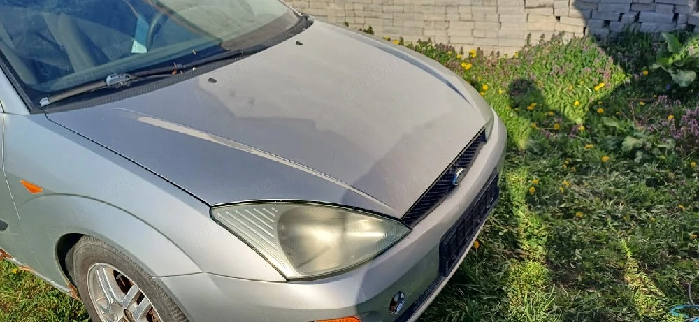 Vând bară față, capota, uși, faruri Ford Focus 1