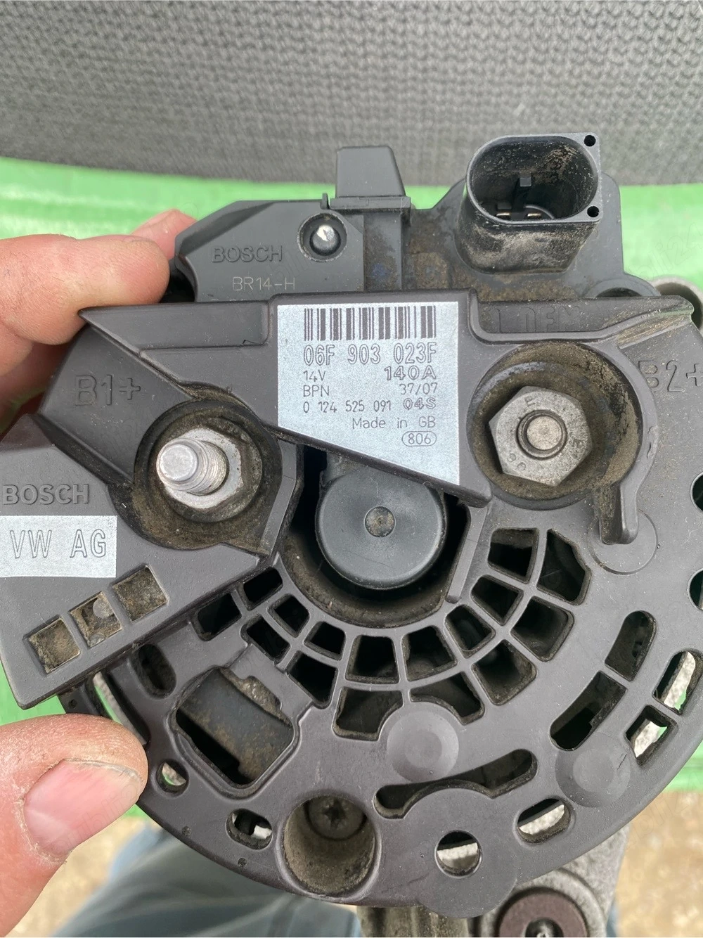 Alternator original Bosch 140A – Golf 5 1.9 TDI BLS