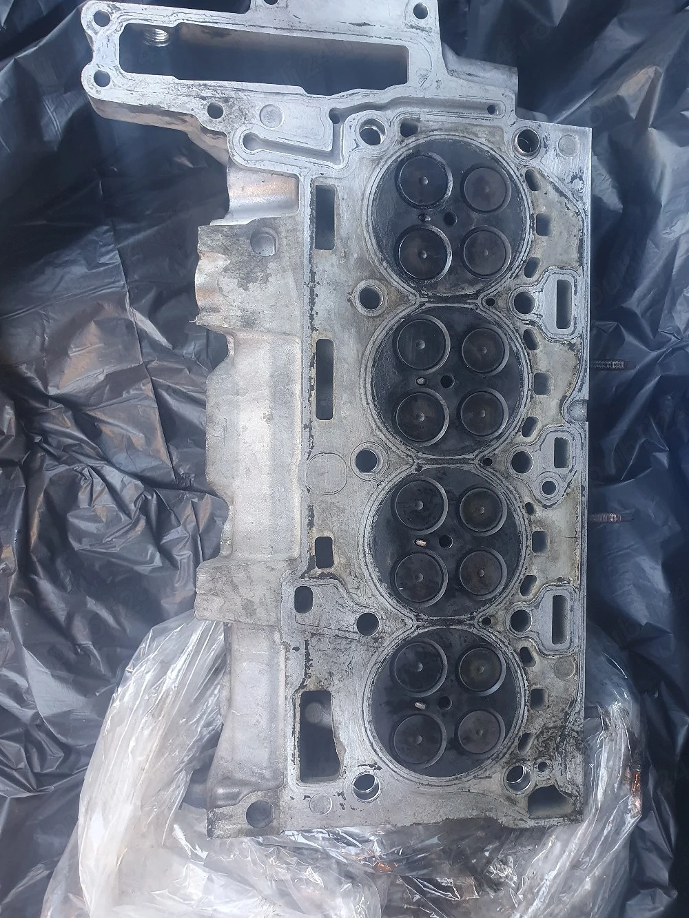 piese motor bmw si interior textil 