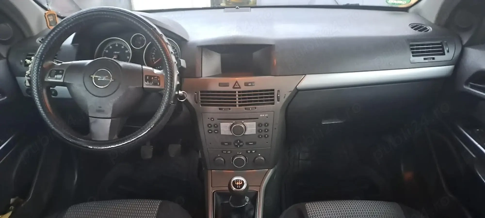 Vand Opel Astra 1.6 benz 2006