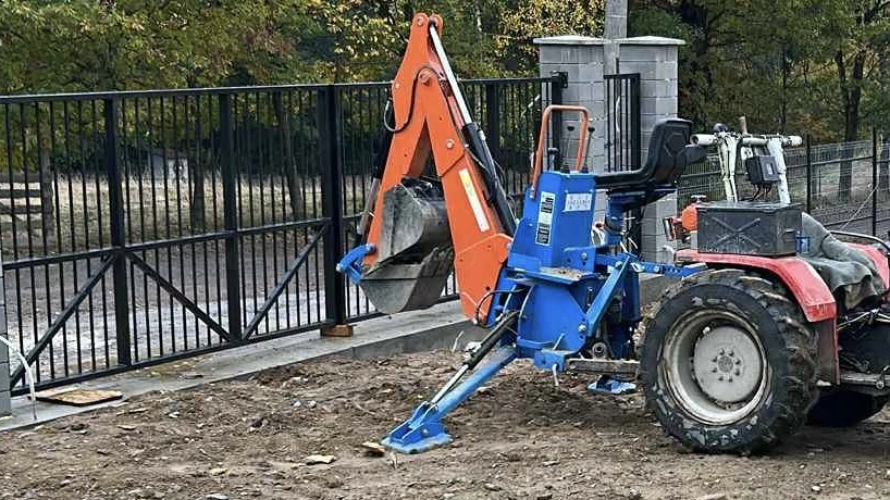 Braț excavator cu da ouă cupe ! 