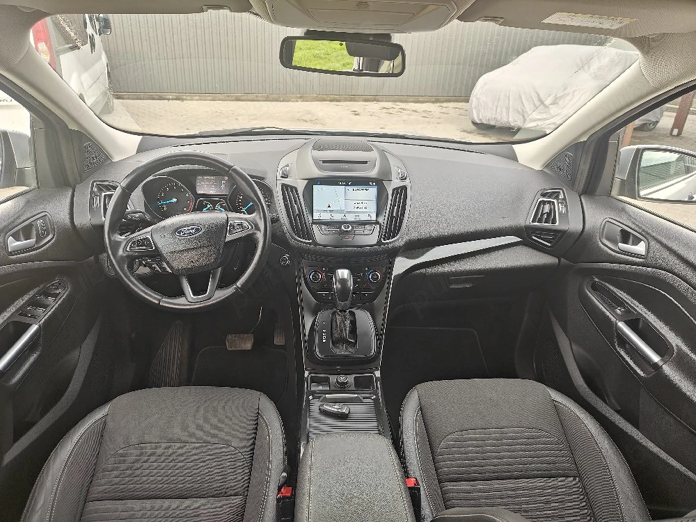 ford kuga 1.5  benzina4x4 2018