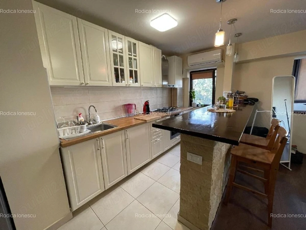 decebal muncii etaj 4