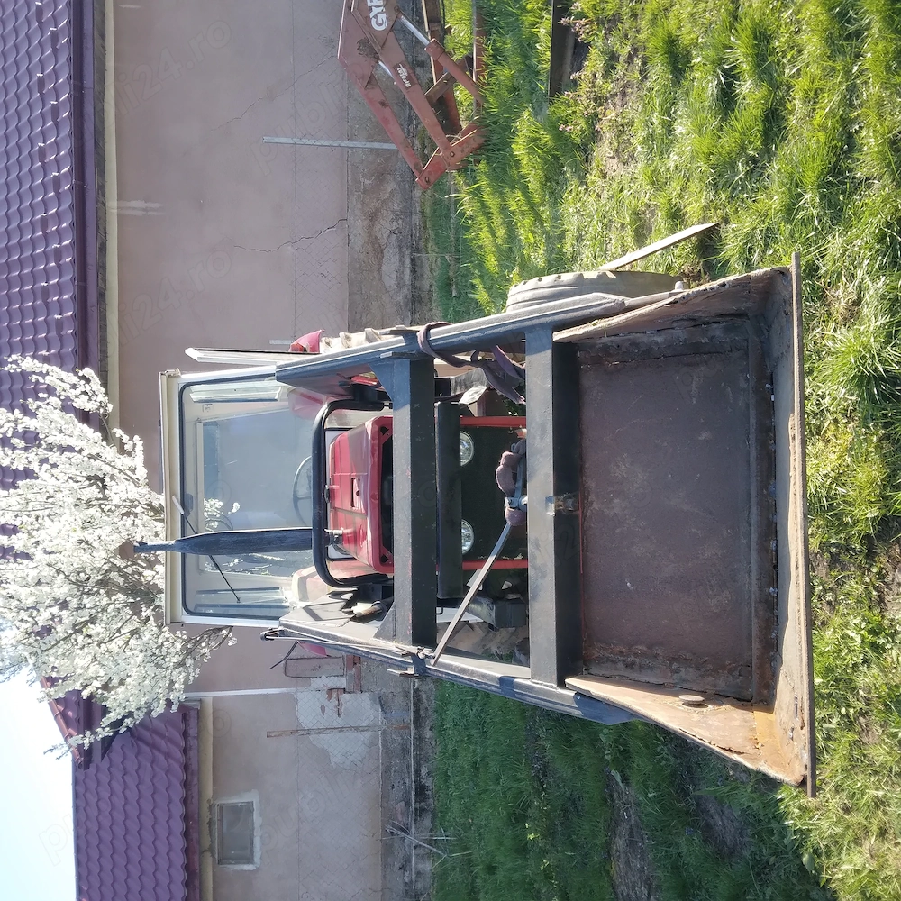 Tractor international