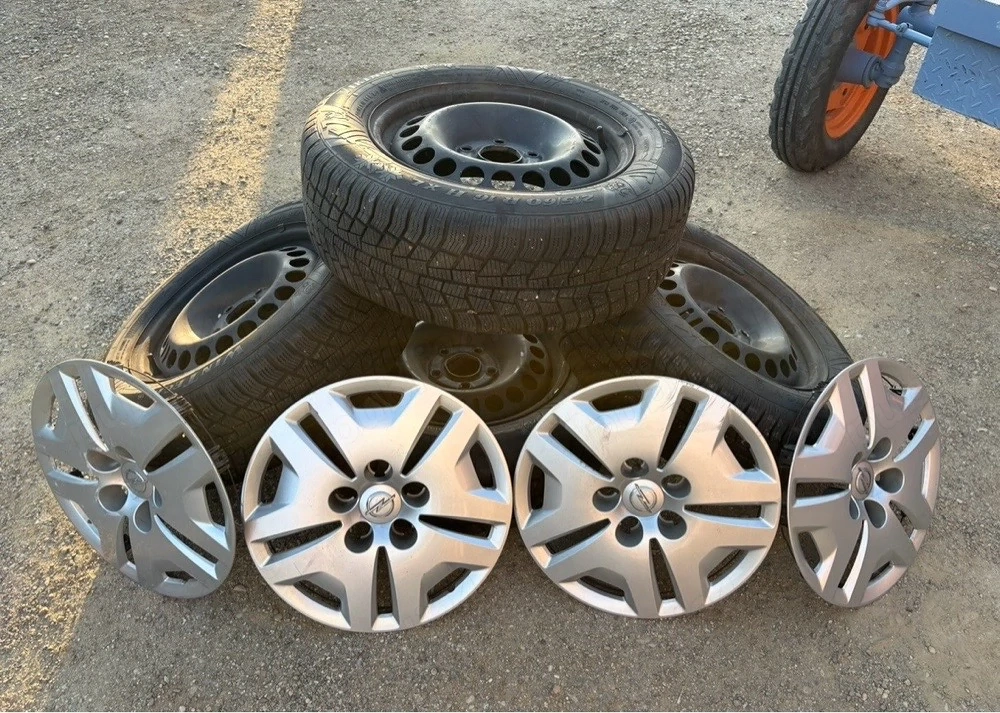 Anvelope Opel Insignia + capace ( iarna+vara)