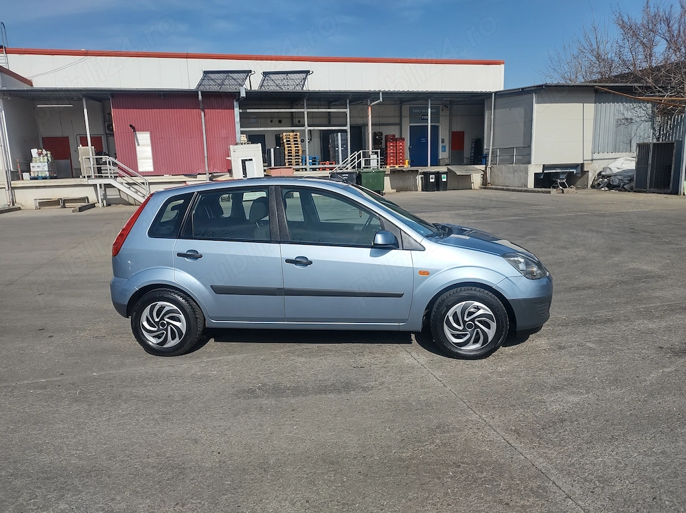 Ford fiesta benzina 13 IMPECABILA 
