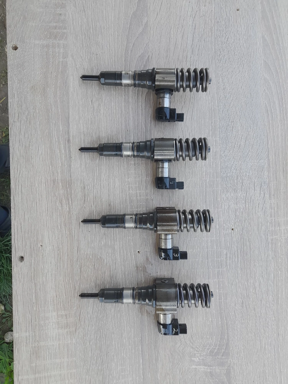 Injectoare Passat 2.0 BKP 140cp 