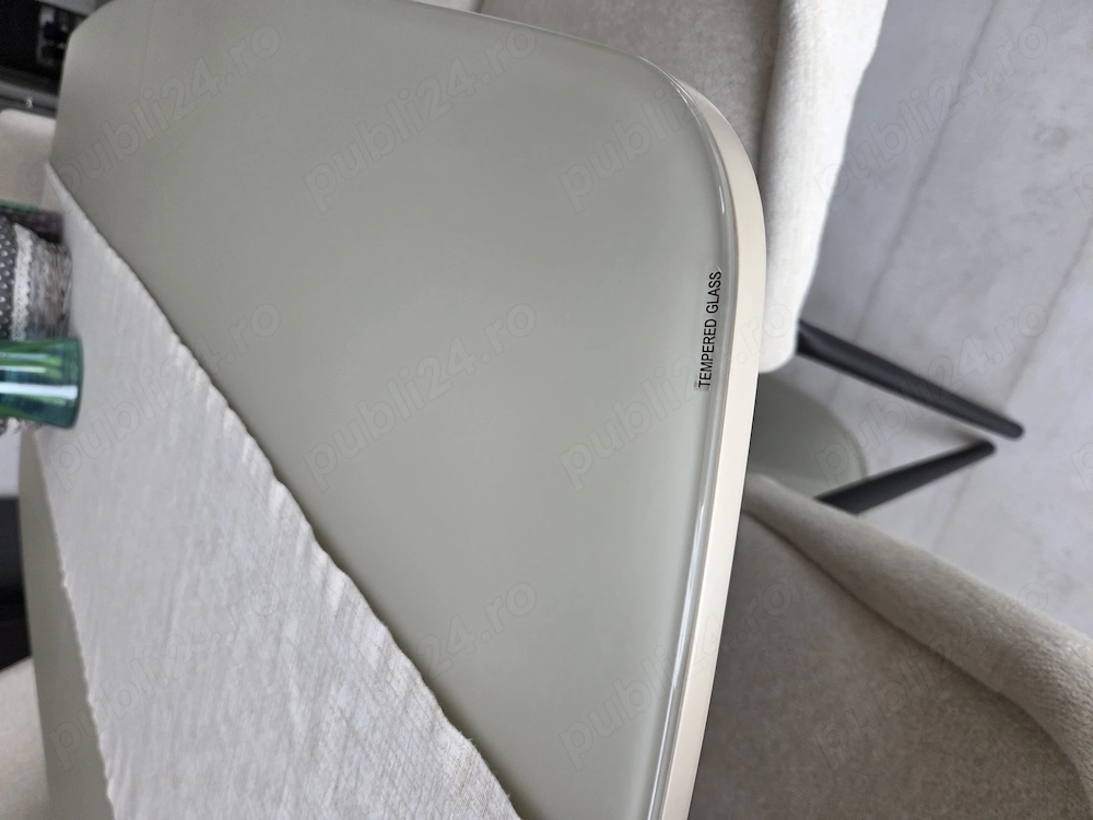 Masa dining extensibila Emporio Armani