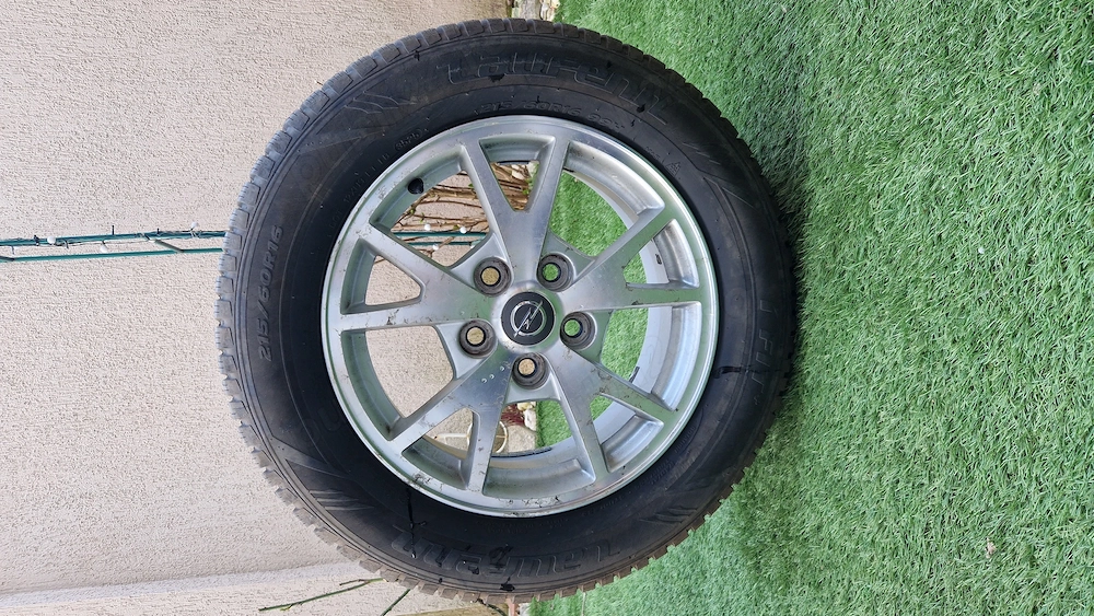 Set 4 jante si 4 anvelope iarna Laufen 215/60/r16 rulatr doar jumatate de sezon