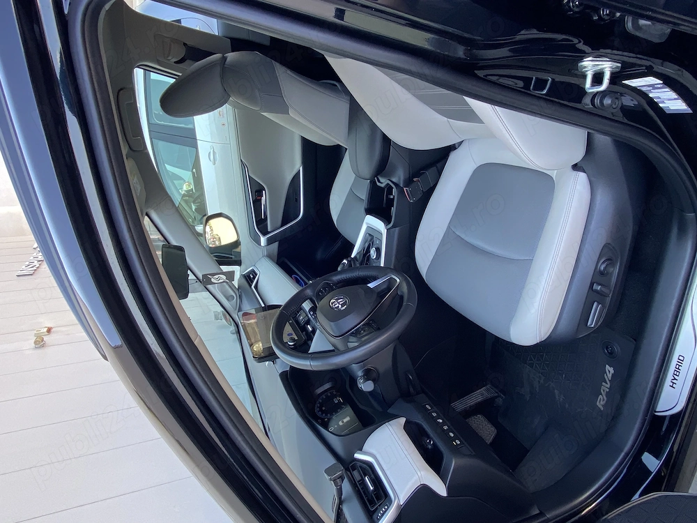 Toyota rav 4 într-o stare impecabila