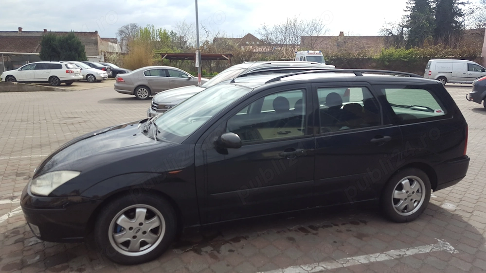 Vind ford focus 1.8 benzina