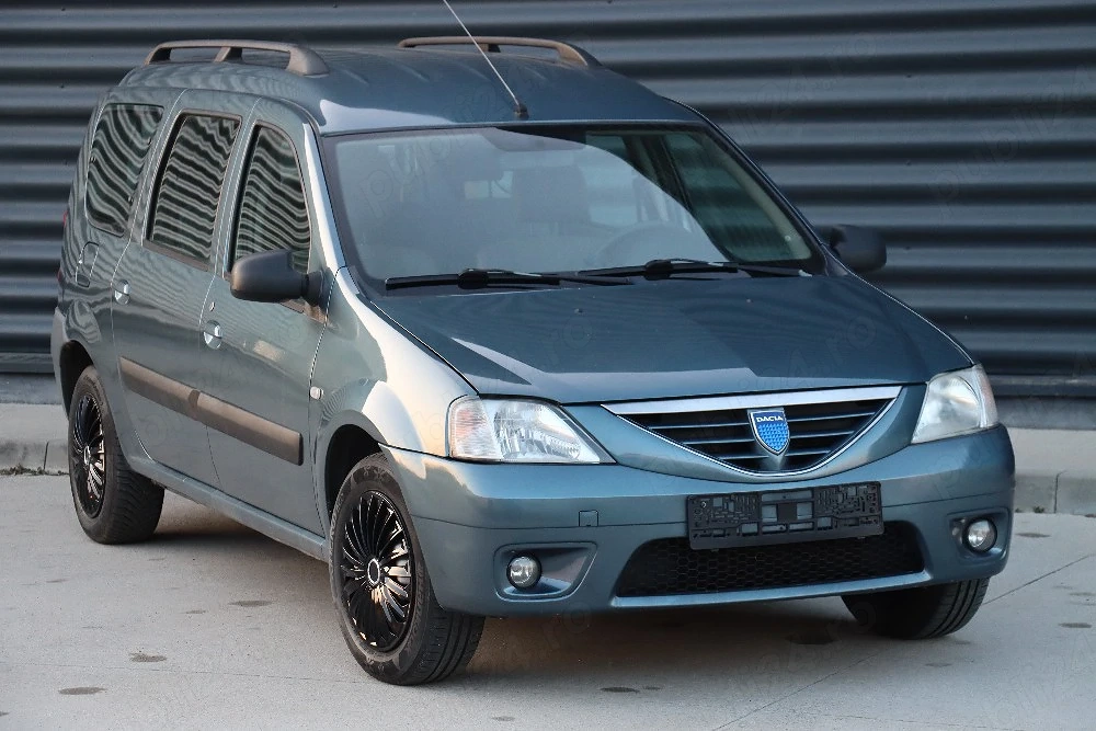 Dacia Logan MCV 1.6   3 Buc