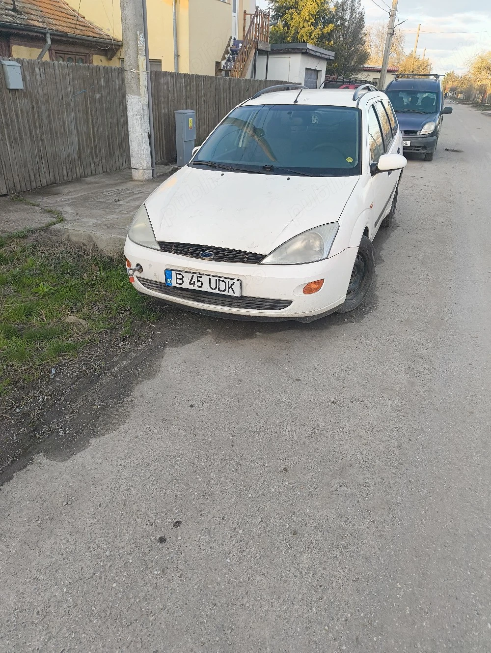 vand sau dezmembrez Ford Focus Turnier 1.8 diesel