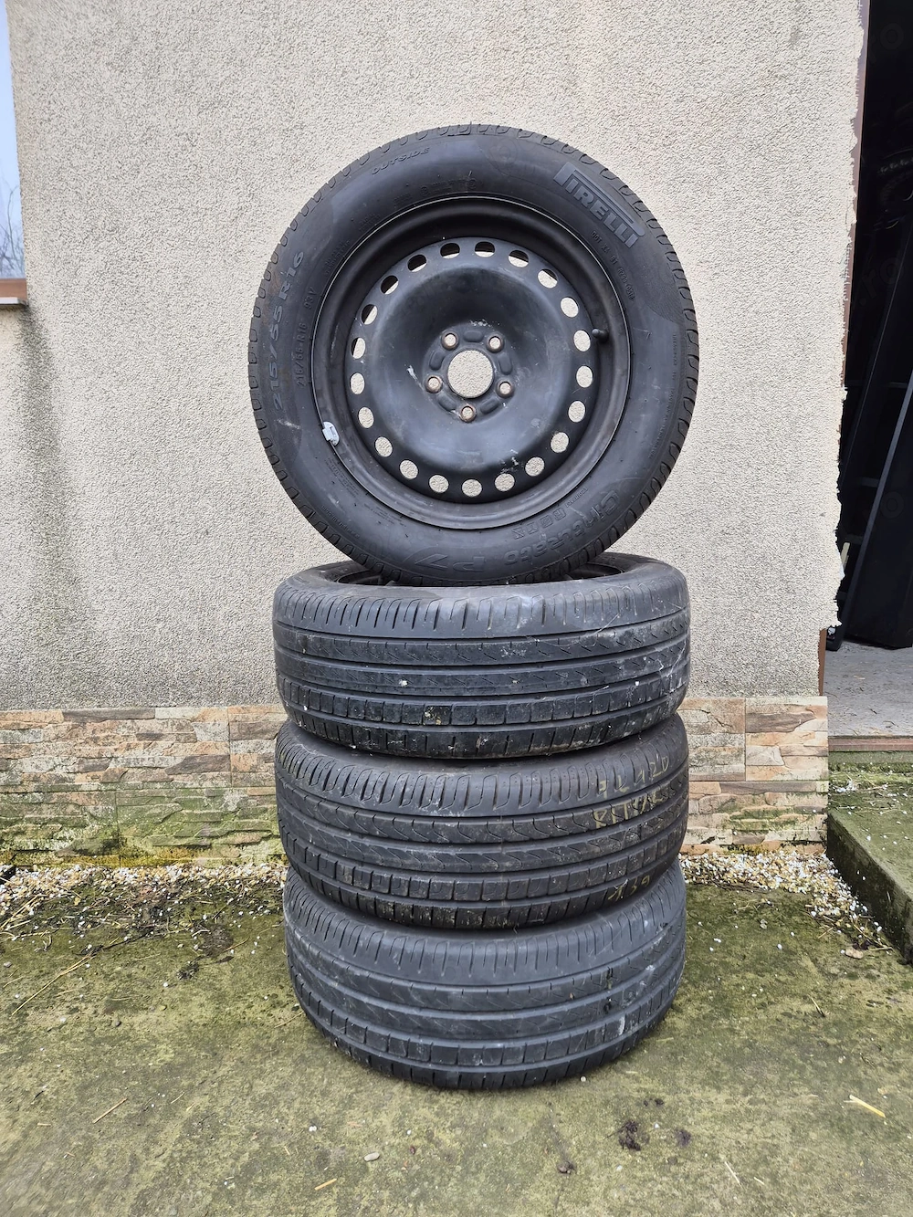 Anvelope Vara Pirelli Centurato 215 55 16