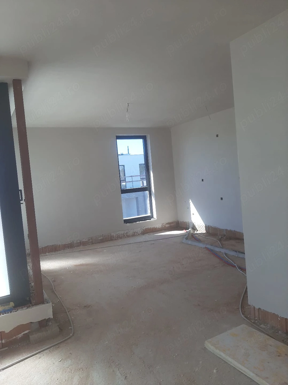 Tencuieli mecanizate 