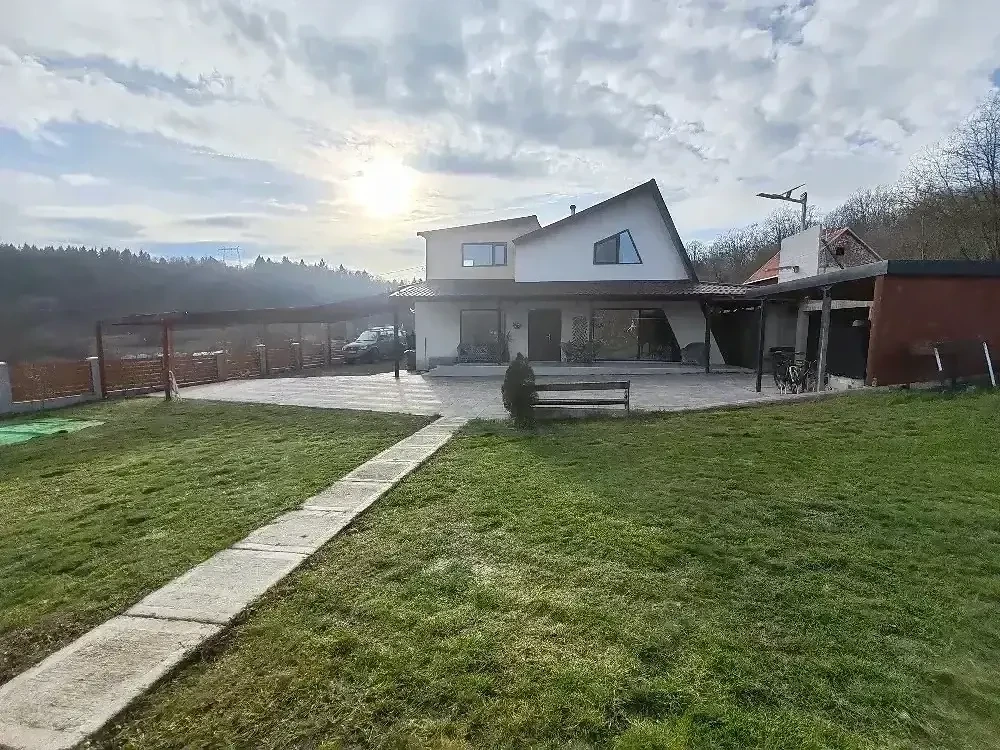 Casa de vanzare 