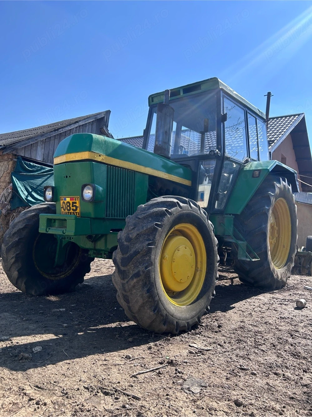 Vsnd tractor JHON DEERE 3130