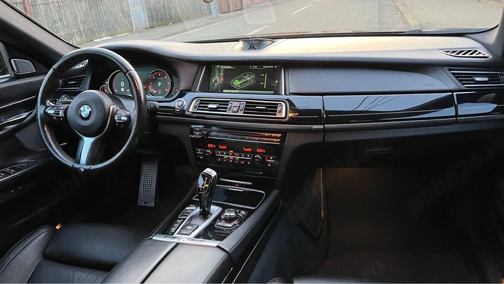 BMW 730d xDrive | 258CP | M-pack | Bang & Olufsen | Trapa | Fara combi