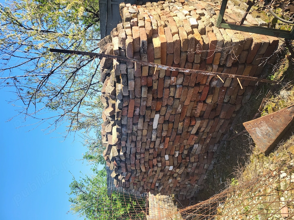 Vand caramida veche