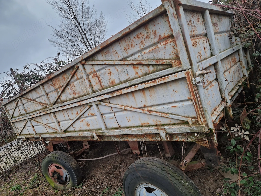 remorca basculabila 7 tone auto (cu roata a 5 a) basculanta