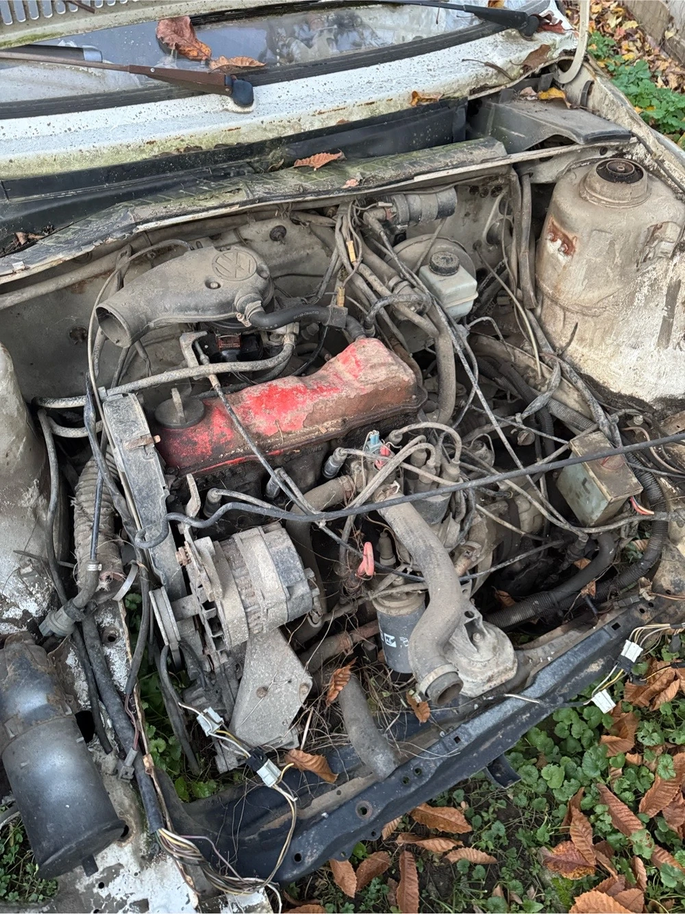 Dezmembrez sau intreg Golf 2 1.6 benziba automat