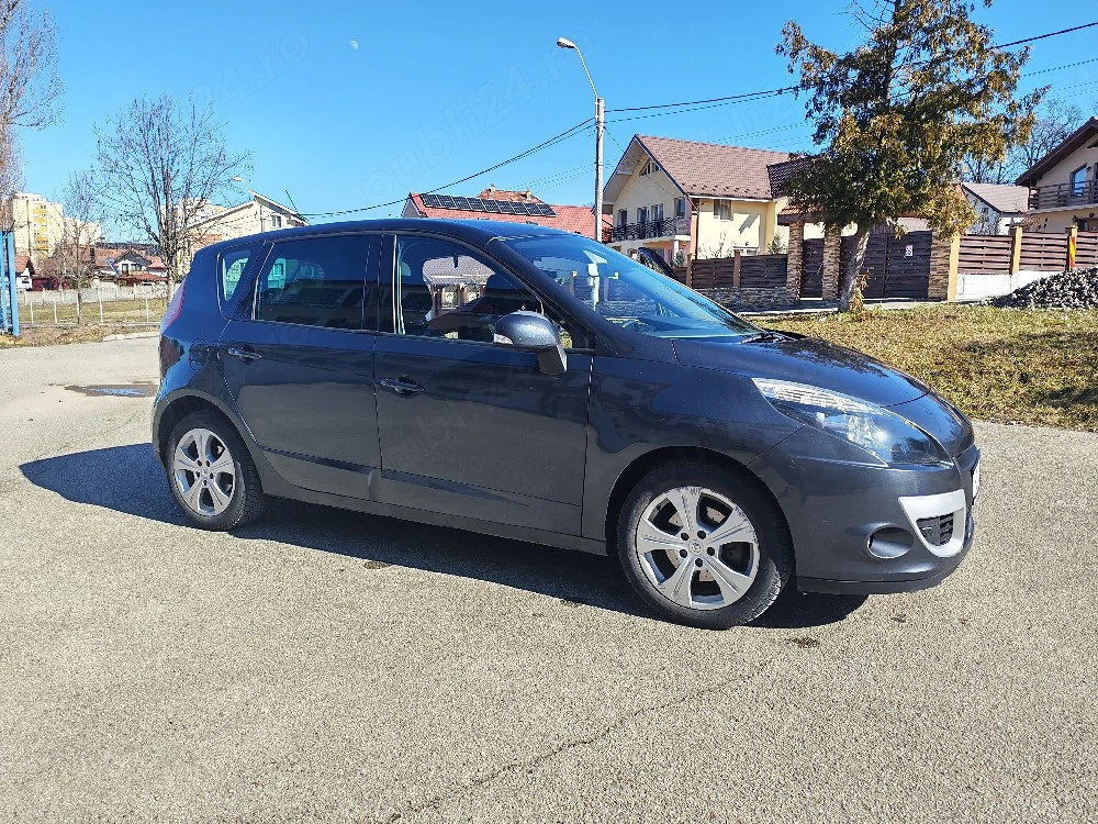 Vand automata Renault Scenic 2012