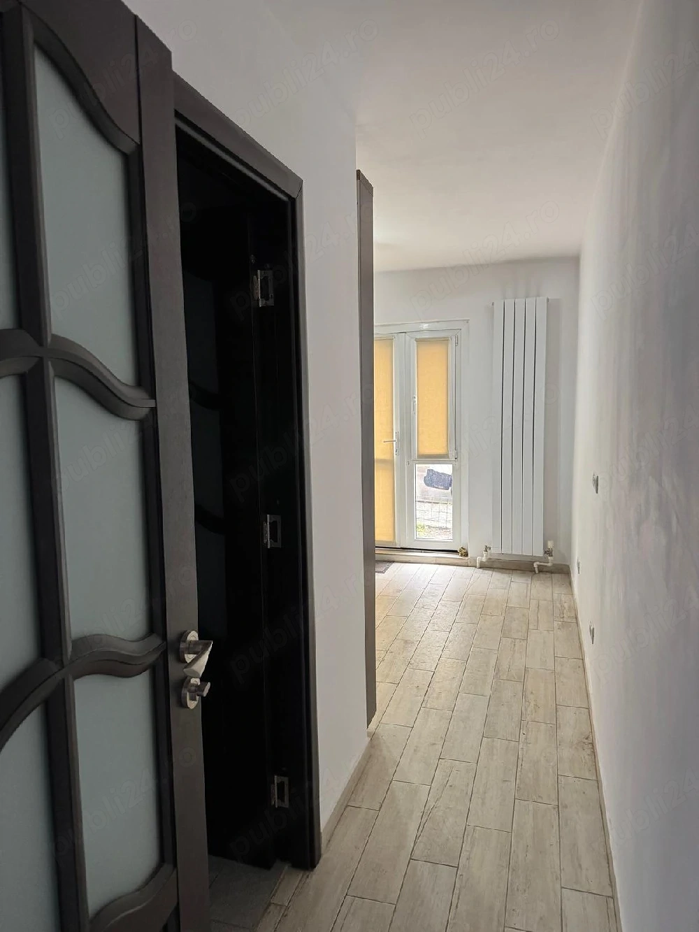 Ap.2 cam!, parter Sp. birouri 50 mp, în spatele Palatului de Justitie