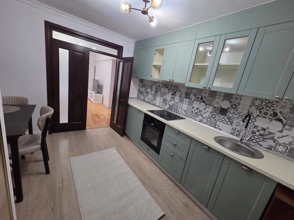 vând apartament etaj 1